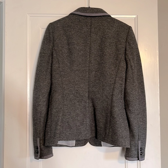 Gray blazer - Picture 5 of 5